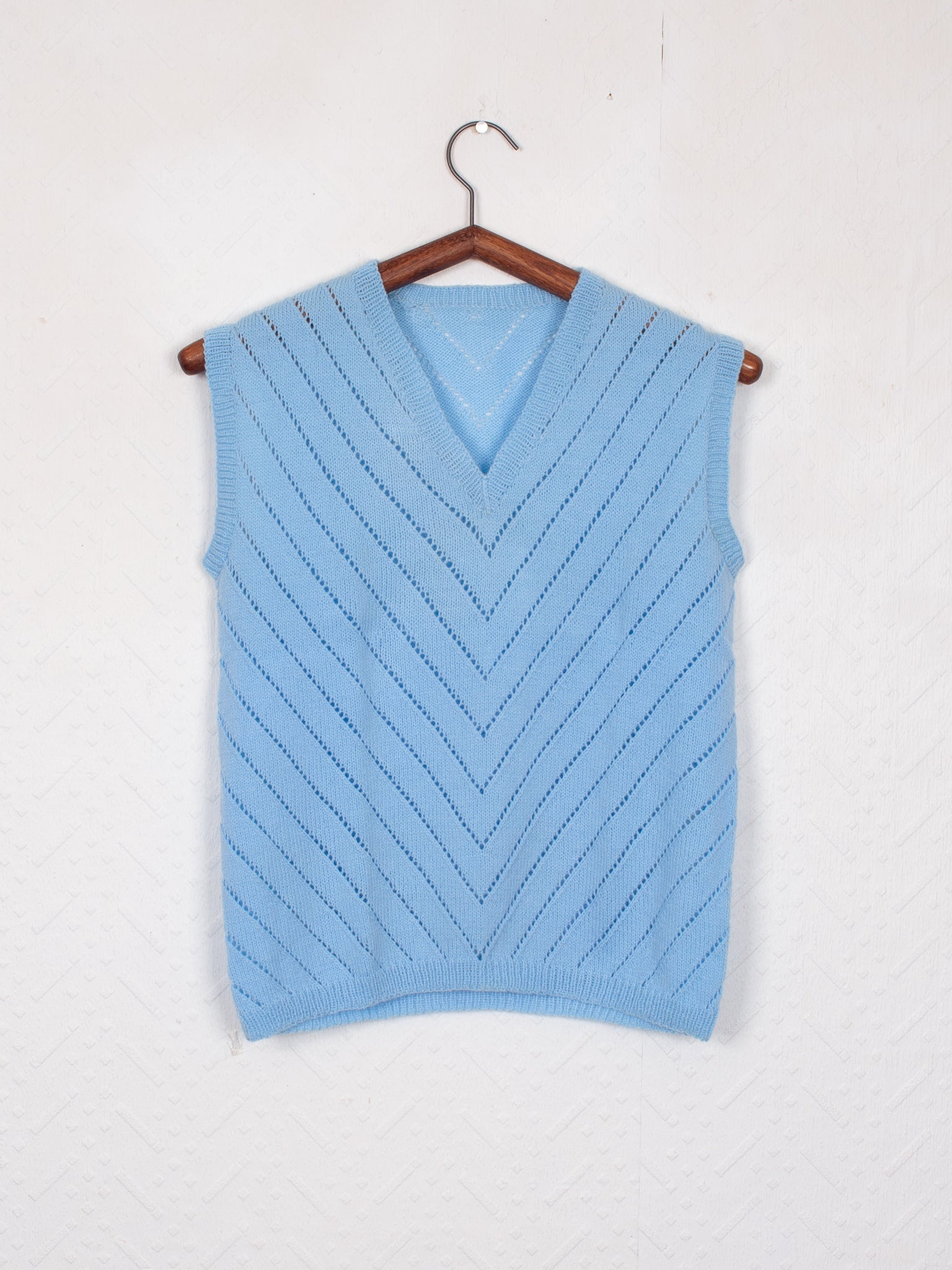 sweaters & knits 60s Hand-Knitted Wool Tank - S