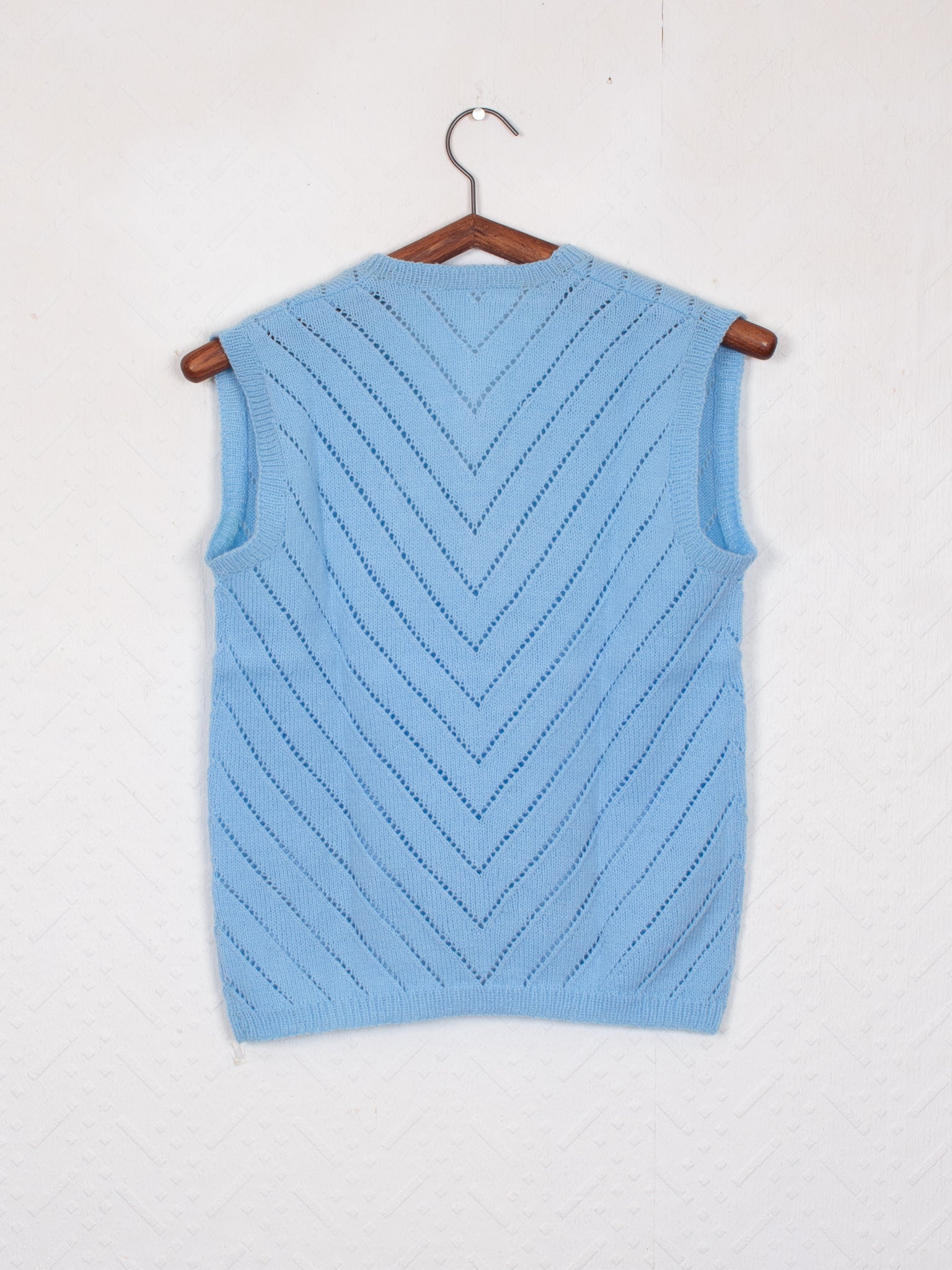 sweaters & knits 60s Hand-Knitted Wool Tank - S