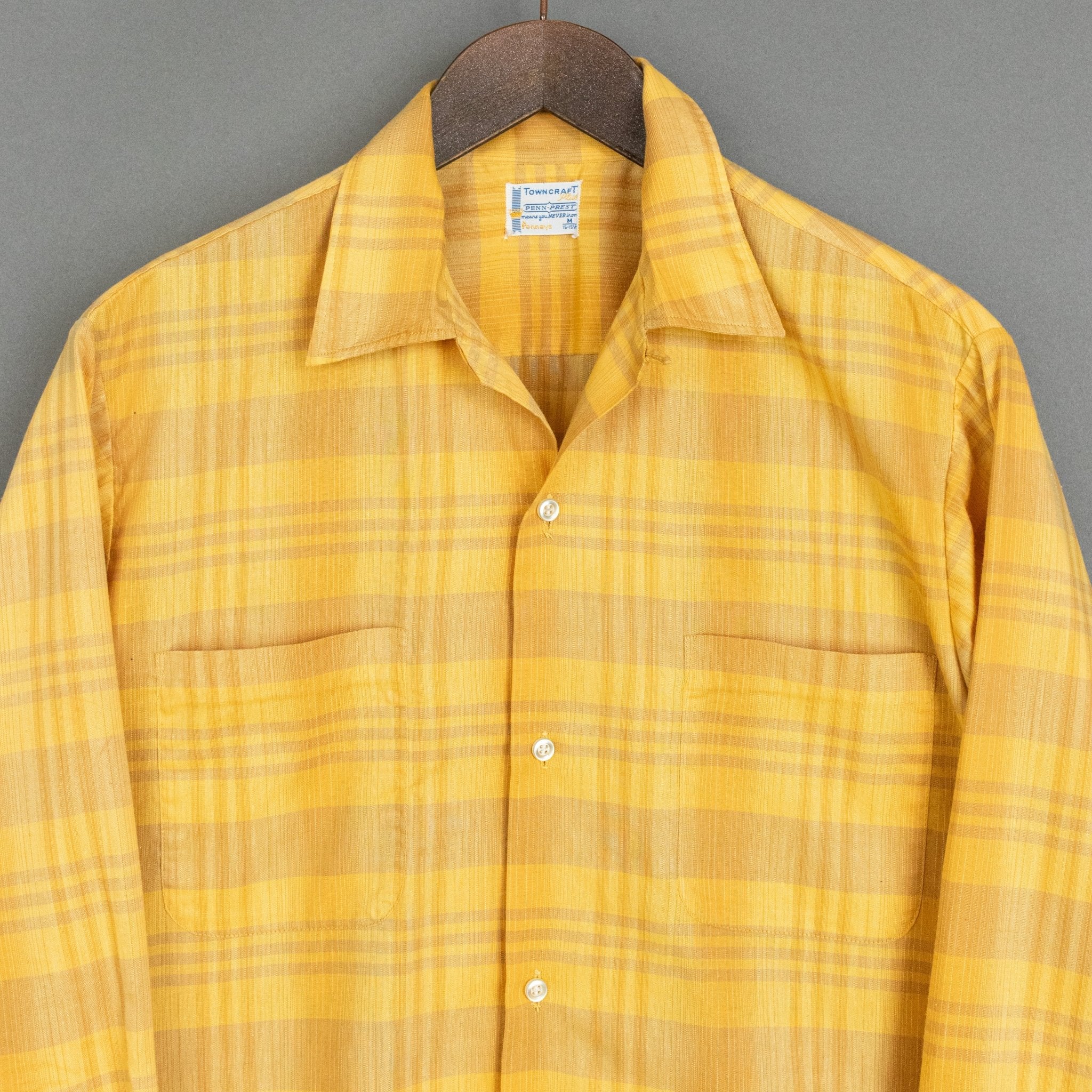 Vintage '60s Vintage American Towncraft Loop Collar Shirt