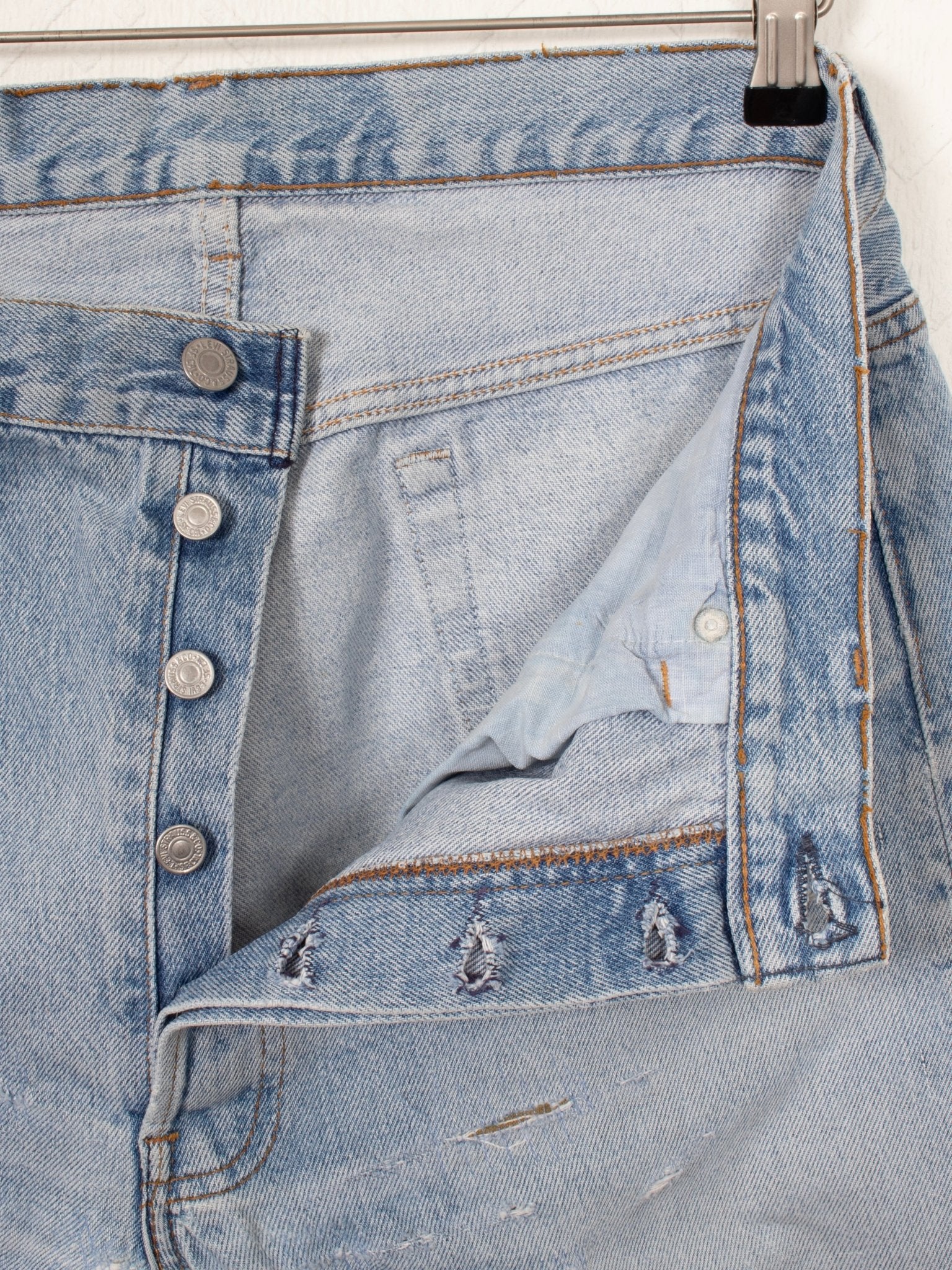 vintage 90s Levi's 501 Light Wash